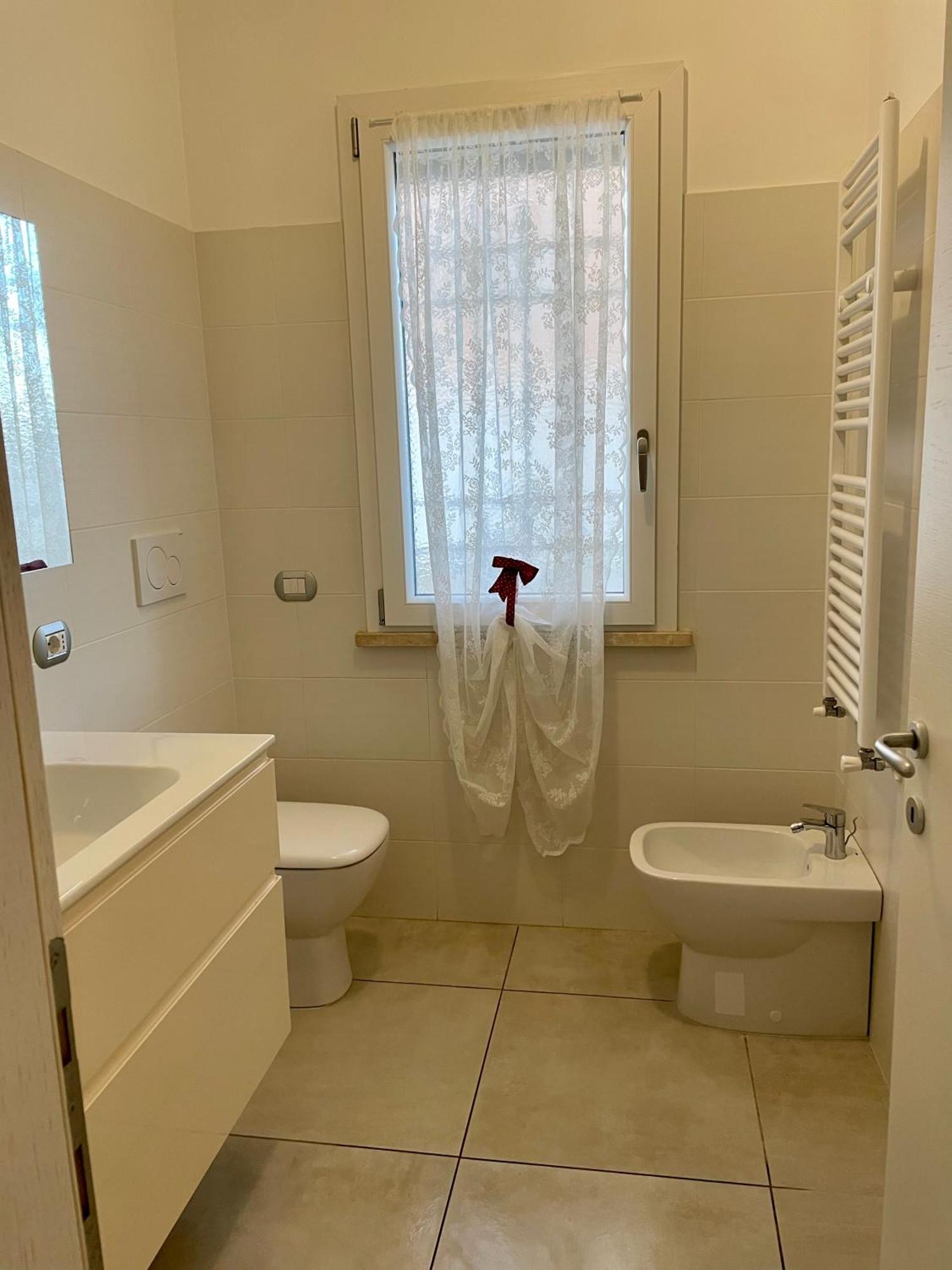 Home With Parking Near The Airport And Beach Fiumicino Extérieur photo