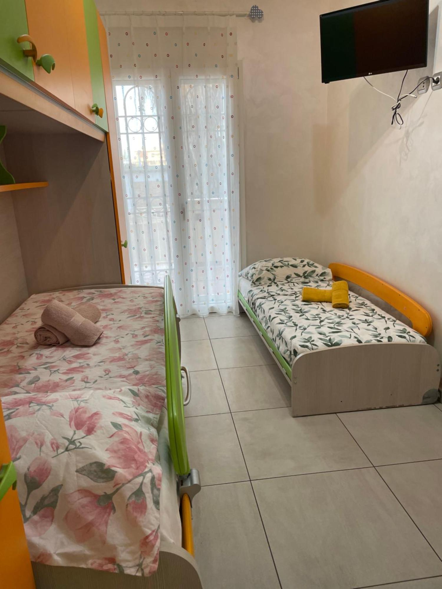 Home With Parking Near The Airport And Beach Fiumicino Extérieur photo