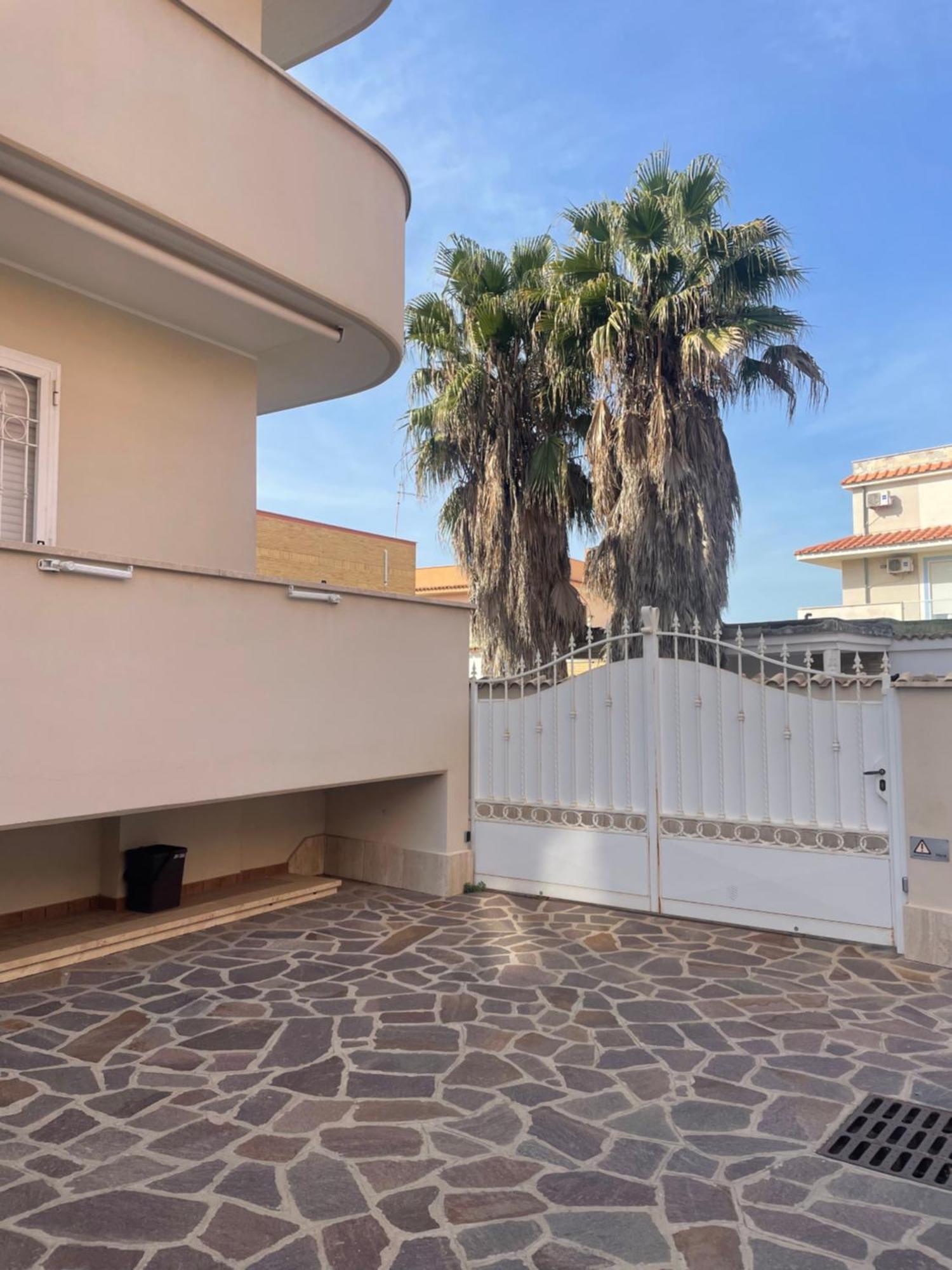 Home With Parking Near The Airport And Beach Fiumicino Extérieur photo